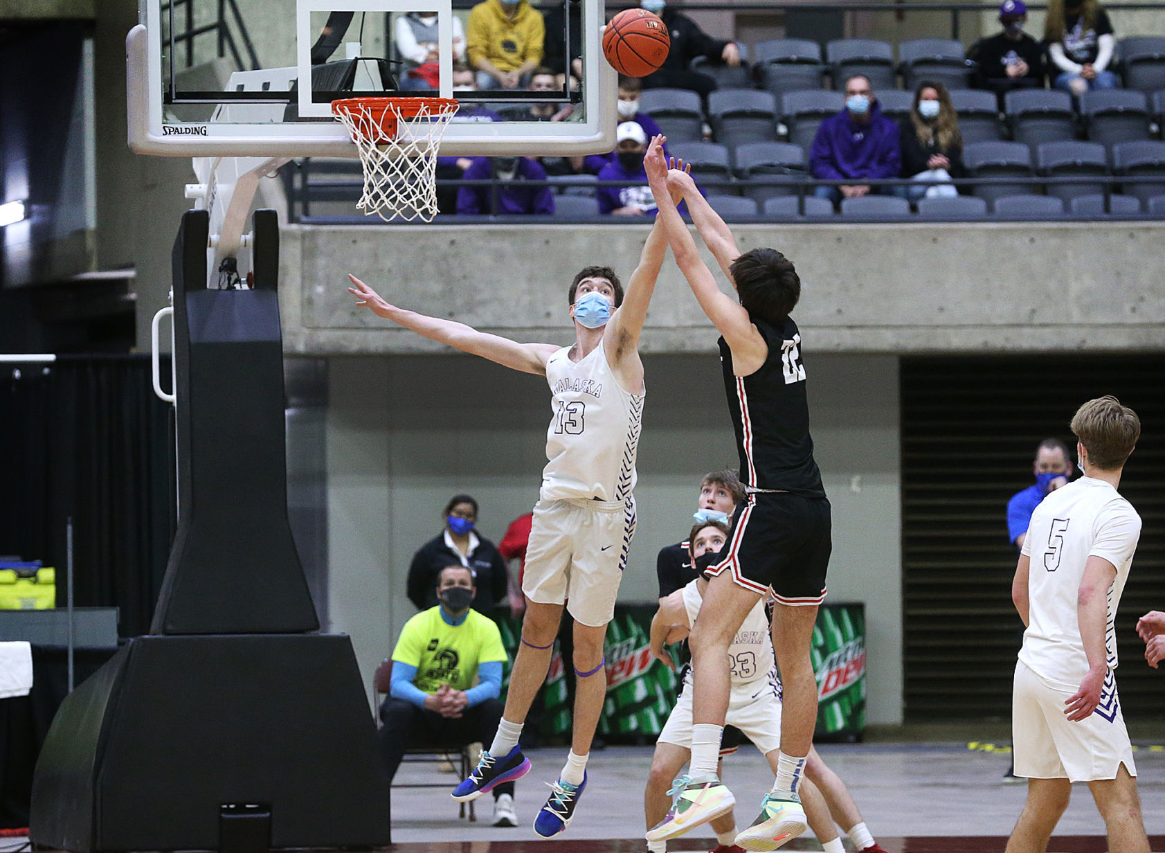 March 5: Pewaukee vs Onalaska